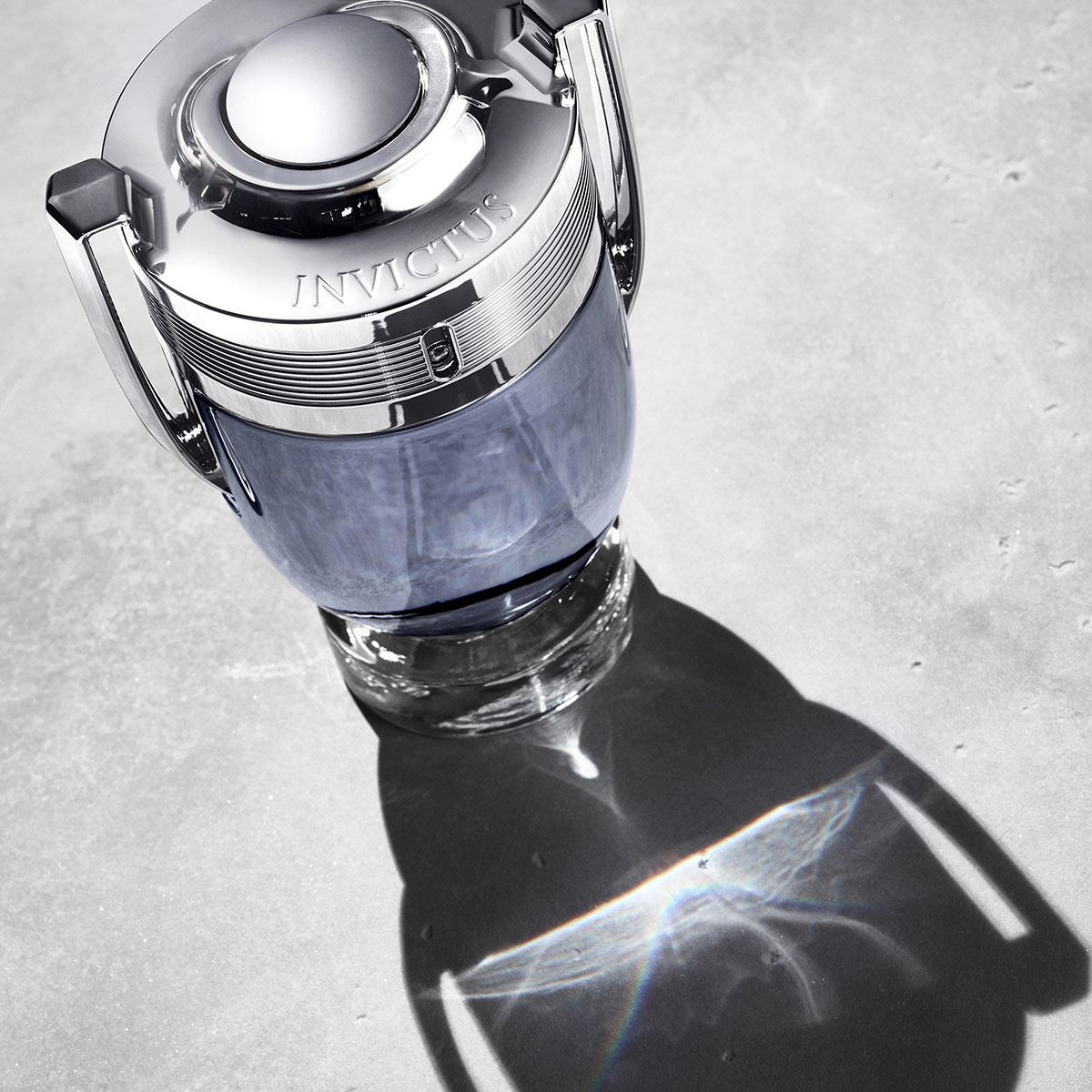 Set Invictus 3pzs 100ml EDT Spray / Desodorante 150 ml